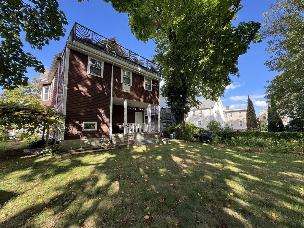 201 Brown St # 1