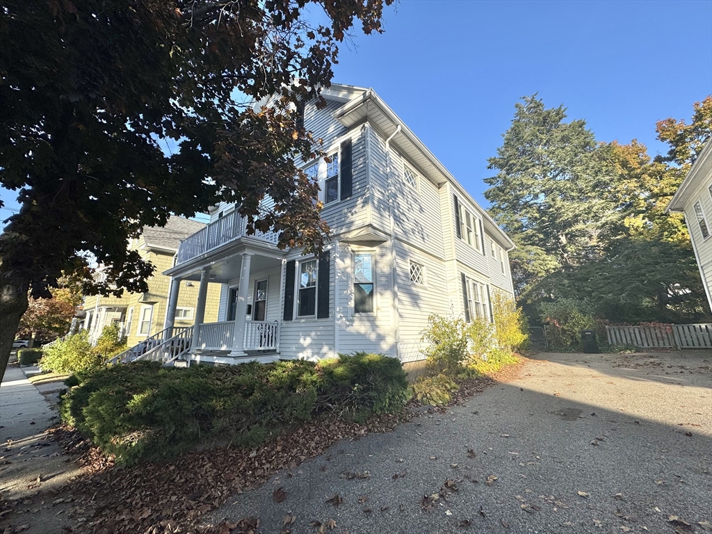 46 Vincent Ave # 2
