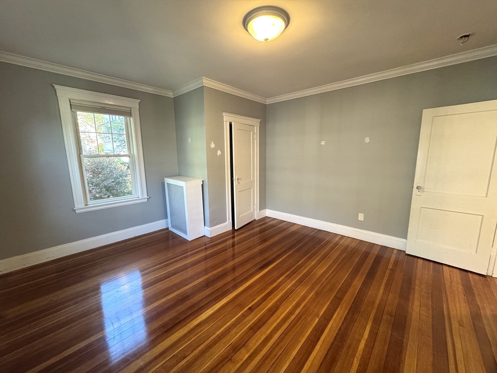 46 Vincent Ave # 2