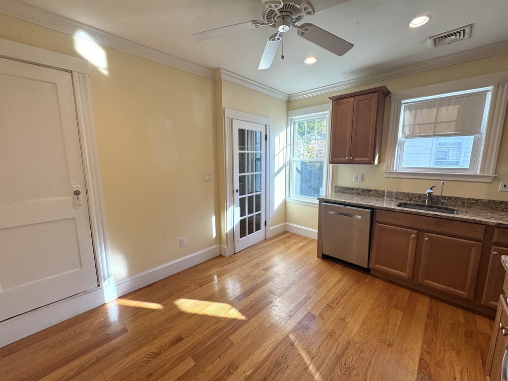 46 Vincent Ave # 2