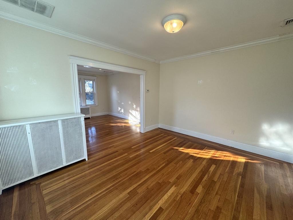 46 Vincent Ave # 2