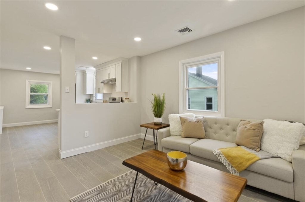 7 Cozy St # 2