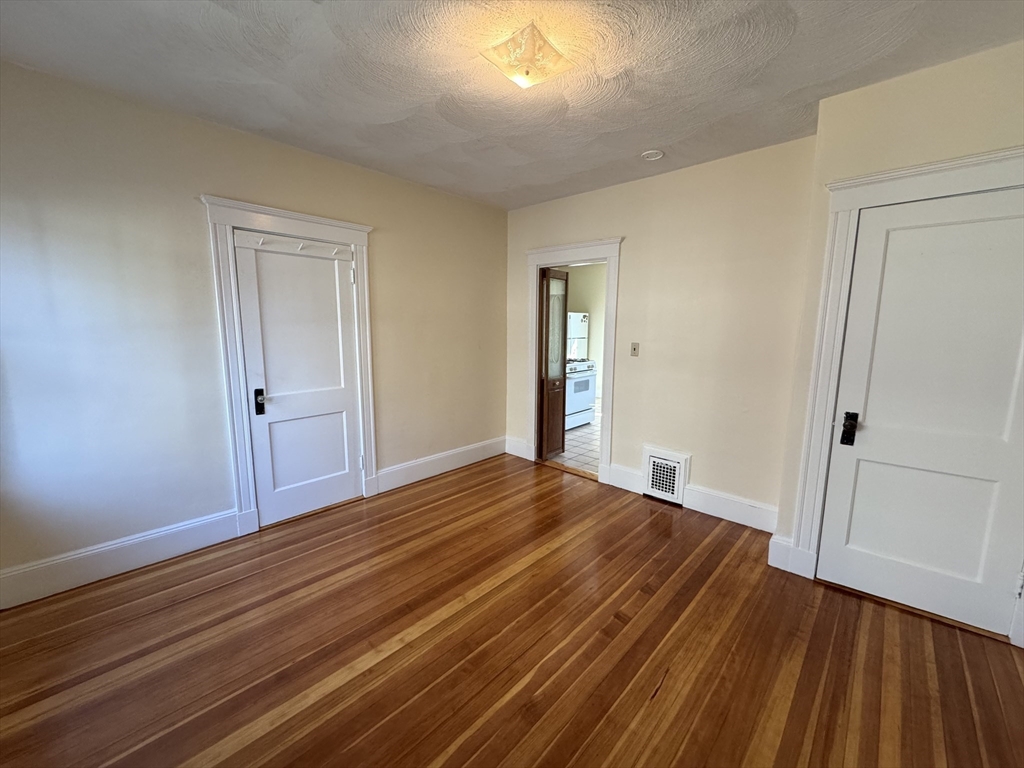 44 Peirce St # 2