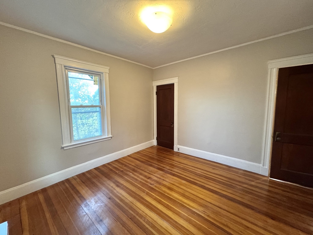 39 Irma Ave # 2