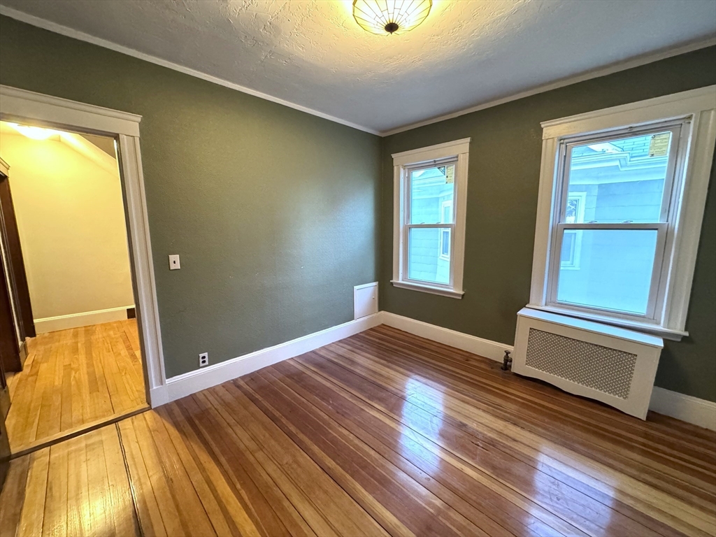 39 Irma Ave # 2