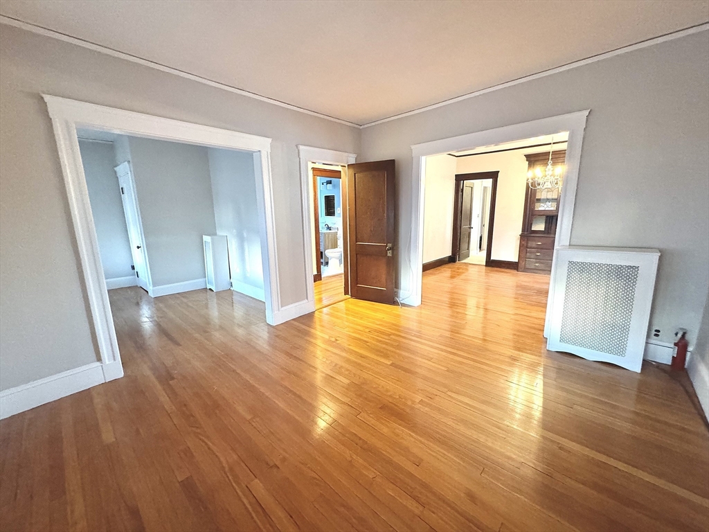 39 Irma Ave # 2