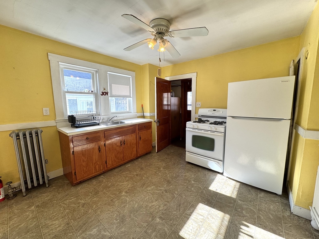 80 Edenfield Ave # 2
