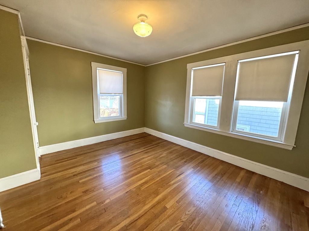 80 Edenfield Ave # 2