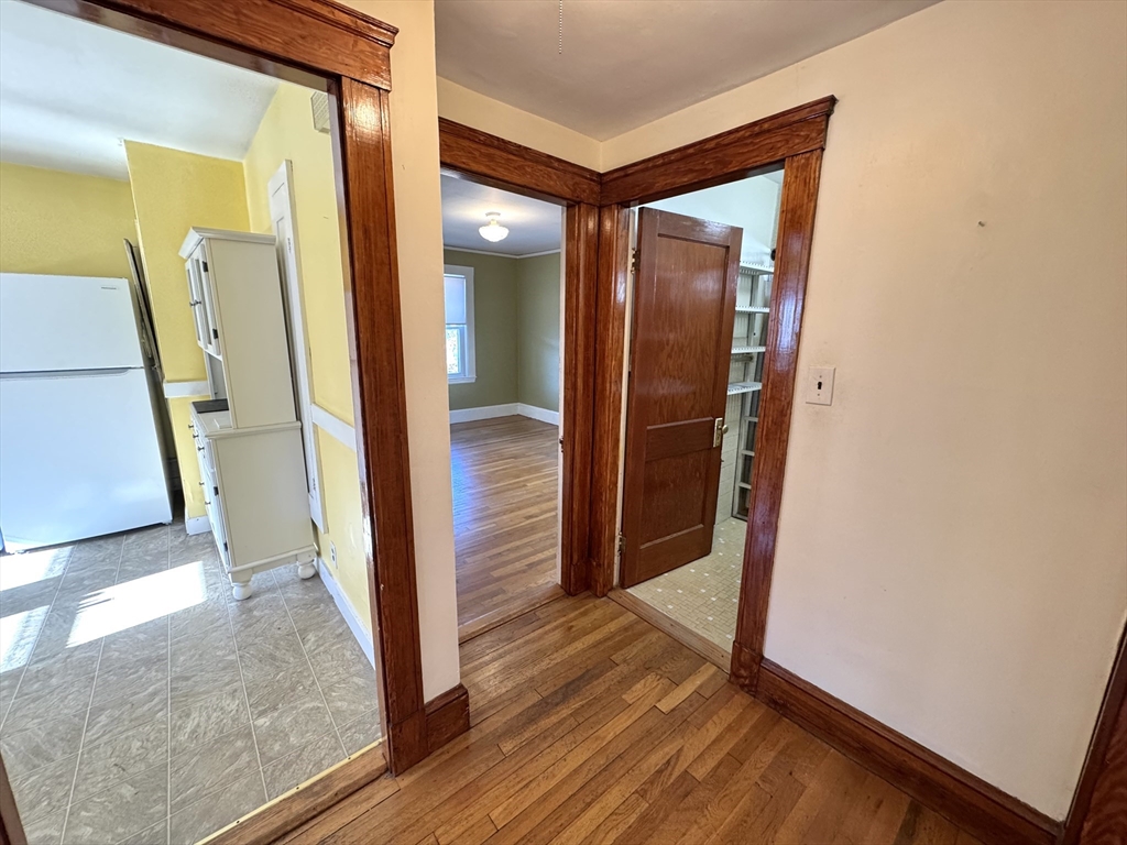 80 Edenfield Ave # 2