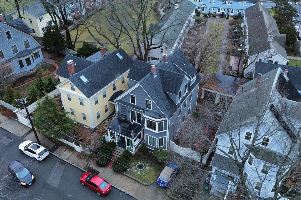87 Oxford Ave # 1