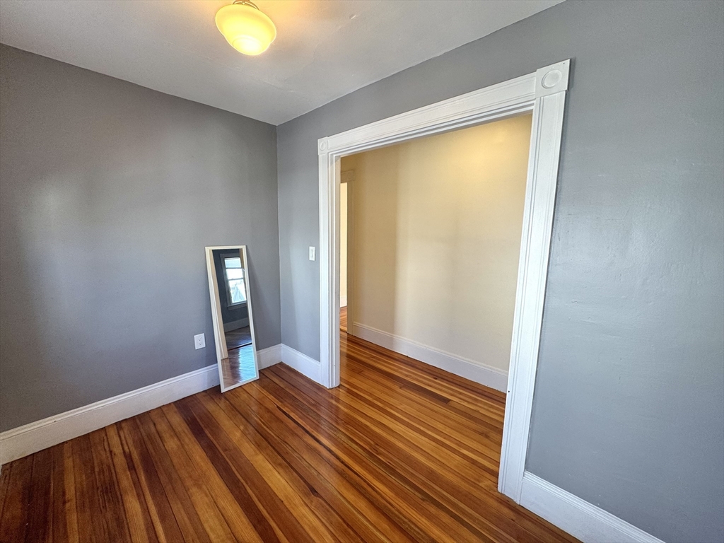 99 Dexter Ave # 2