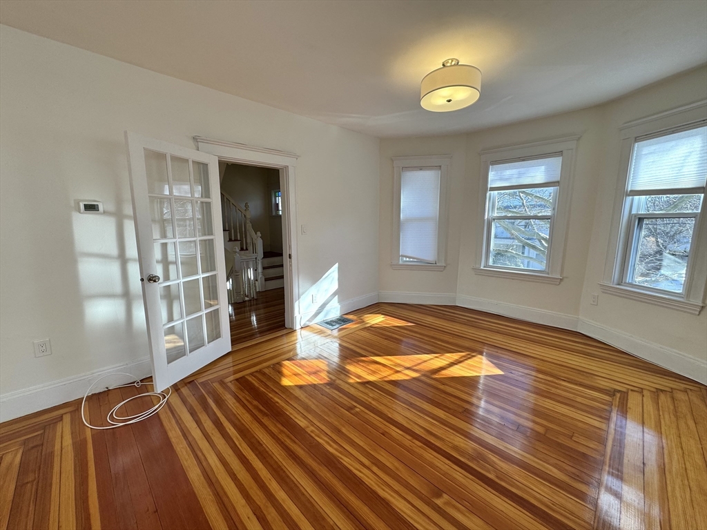 99 Dexter Ave # 2