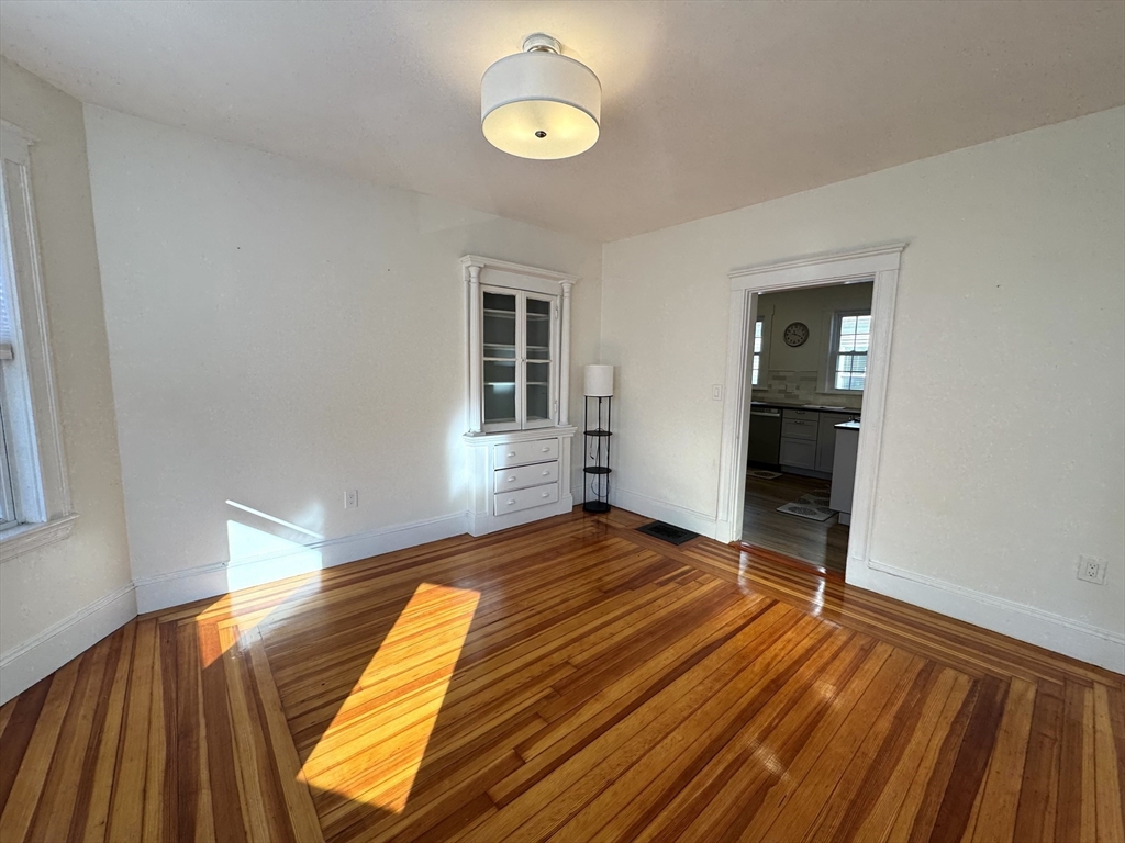 99 Dexter Ave # 2