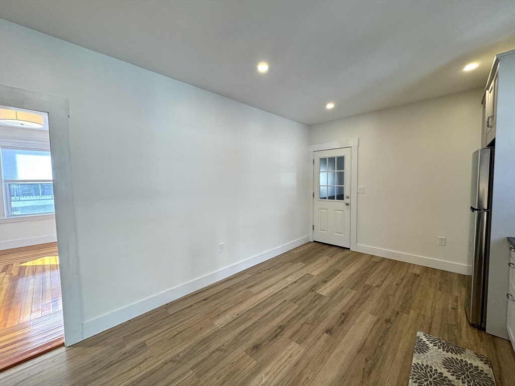 99 Dexter Ave # 2