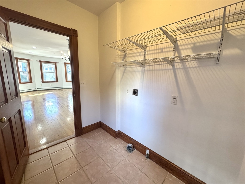 26 Orchard Ave # 1