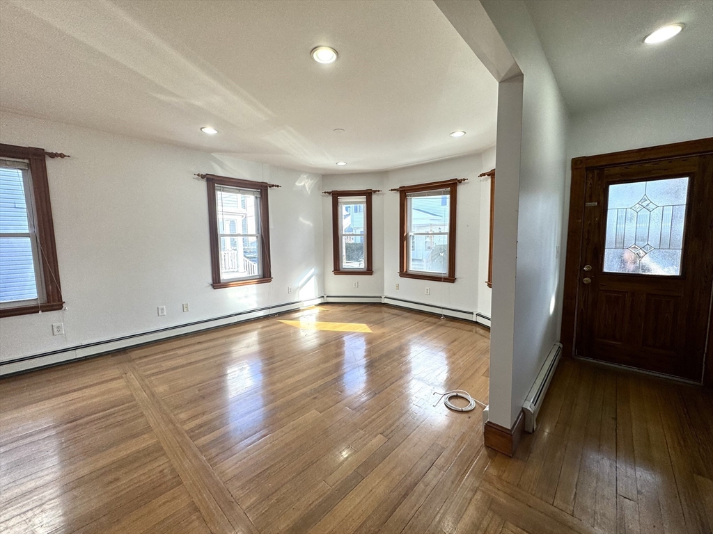 26 Orchard Ave # 1