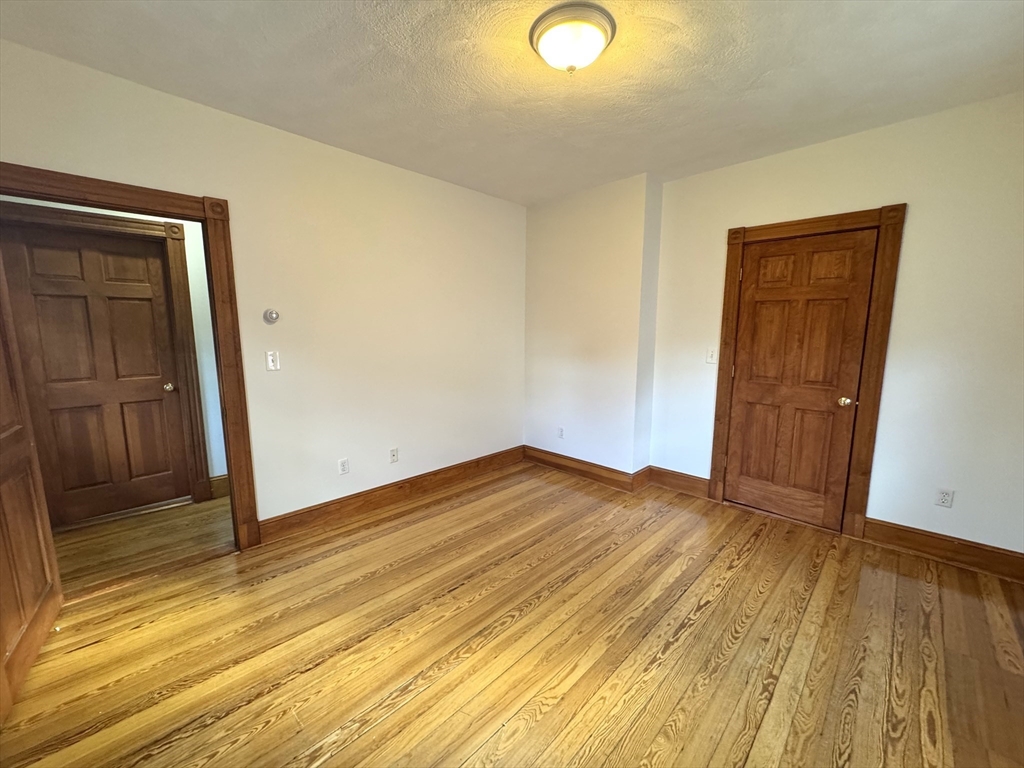 26 Orchard Ave # 1