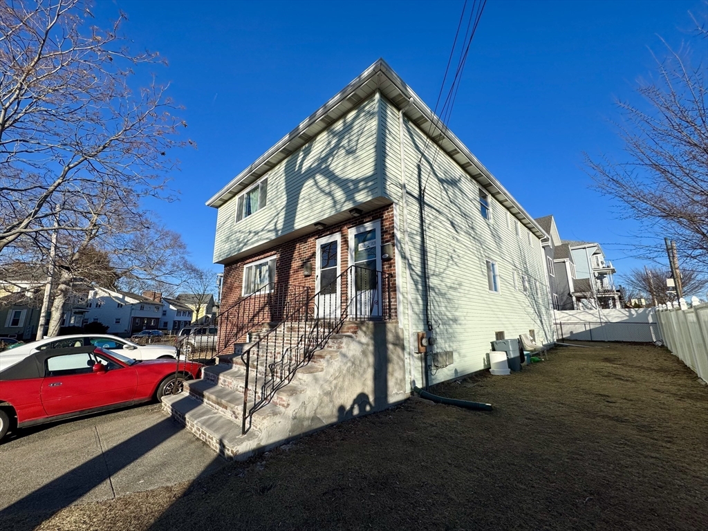 7 Hawthorne St # 7