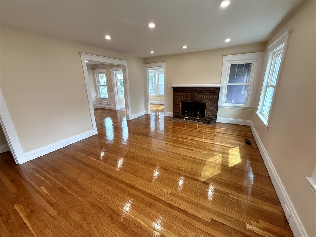 37 Willow St # 1
