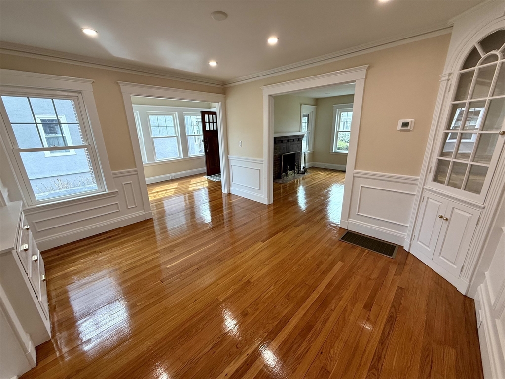 37 Willow St # 1