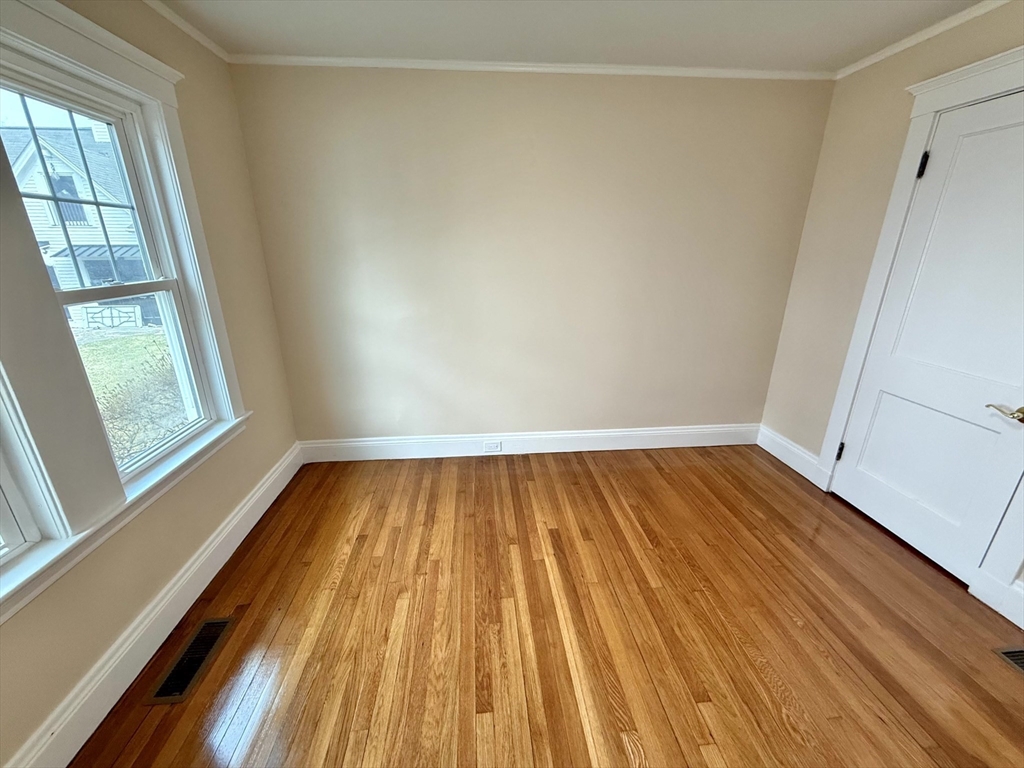 37 Willow St # 1