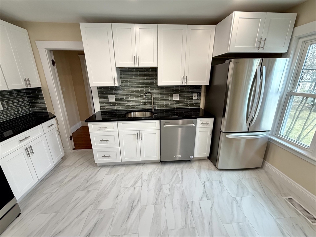 37 Willow St # 1