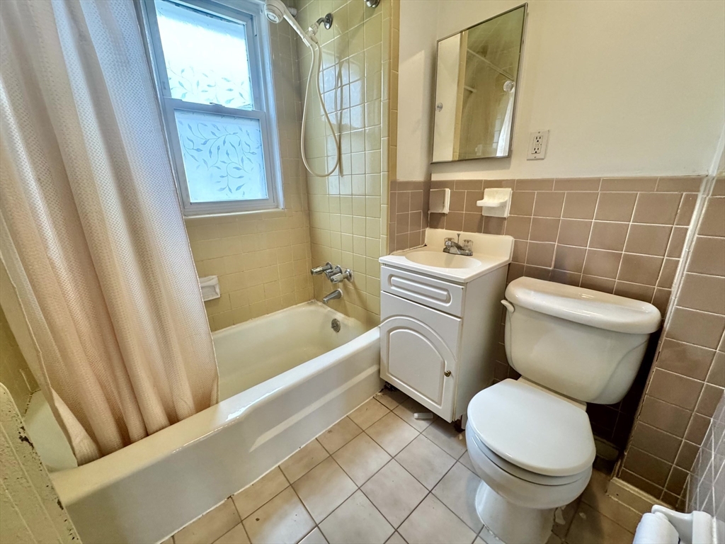 35 Flett Rd # 1