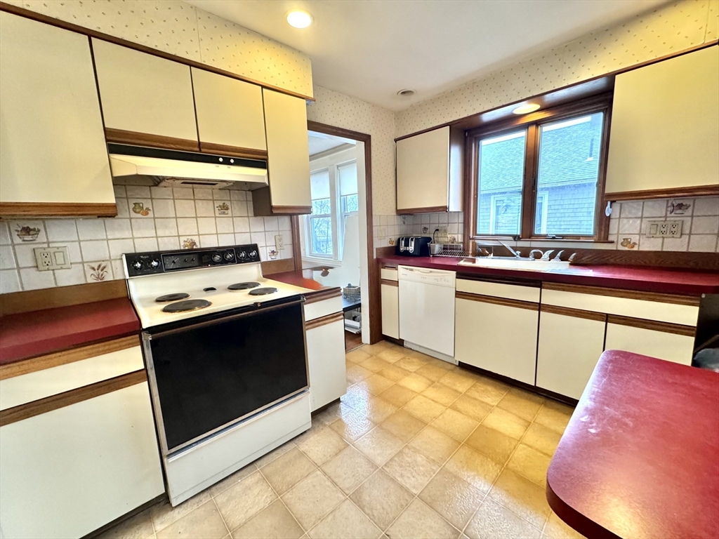 35 Flett Rd # 1