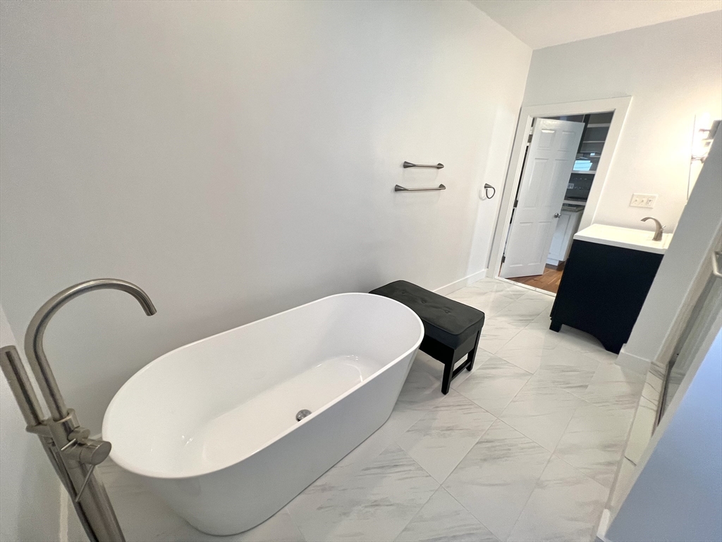20 Wells Ave # 1