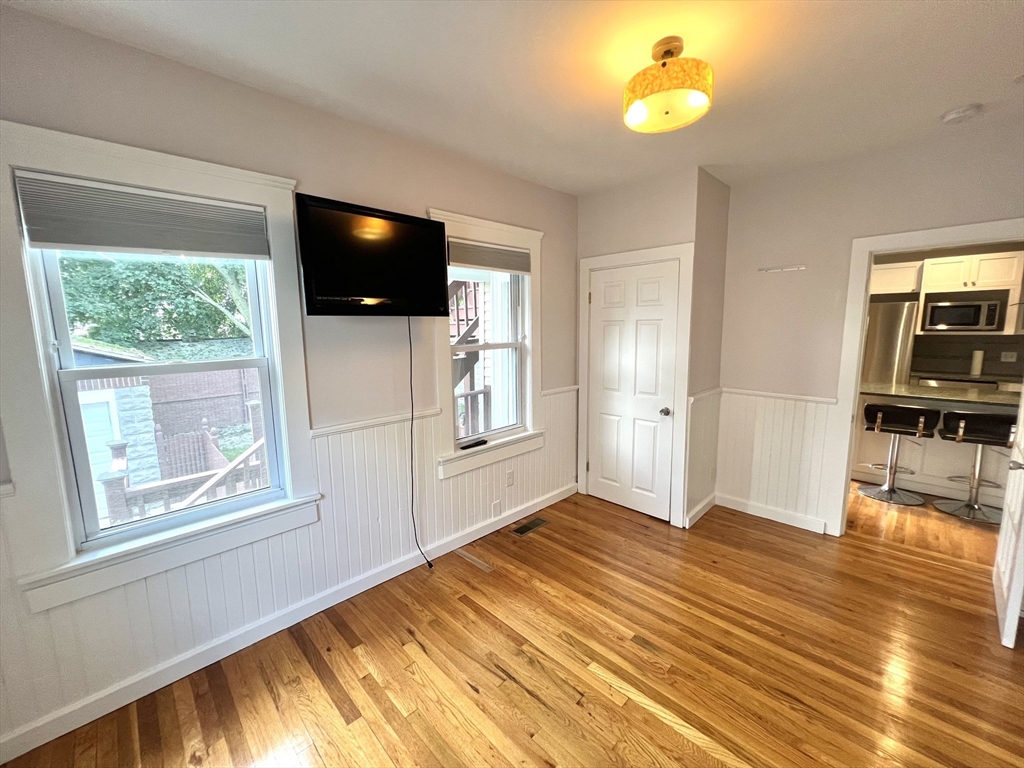 20 Wells Ave # 1