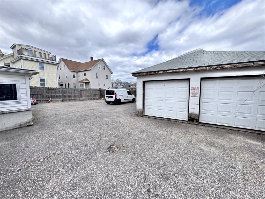 182 Ash St # 1