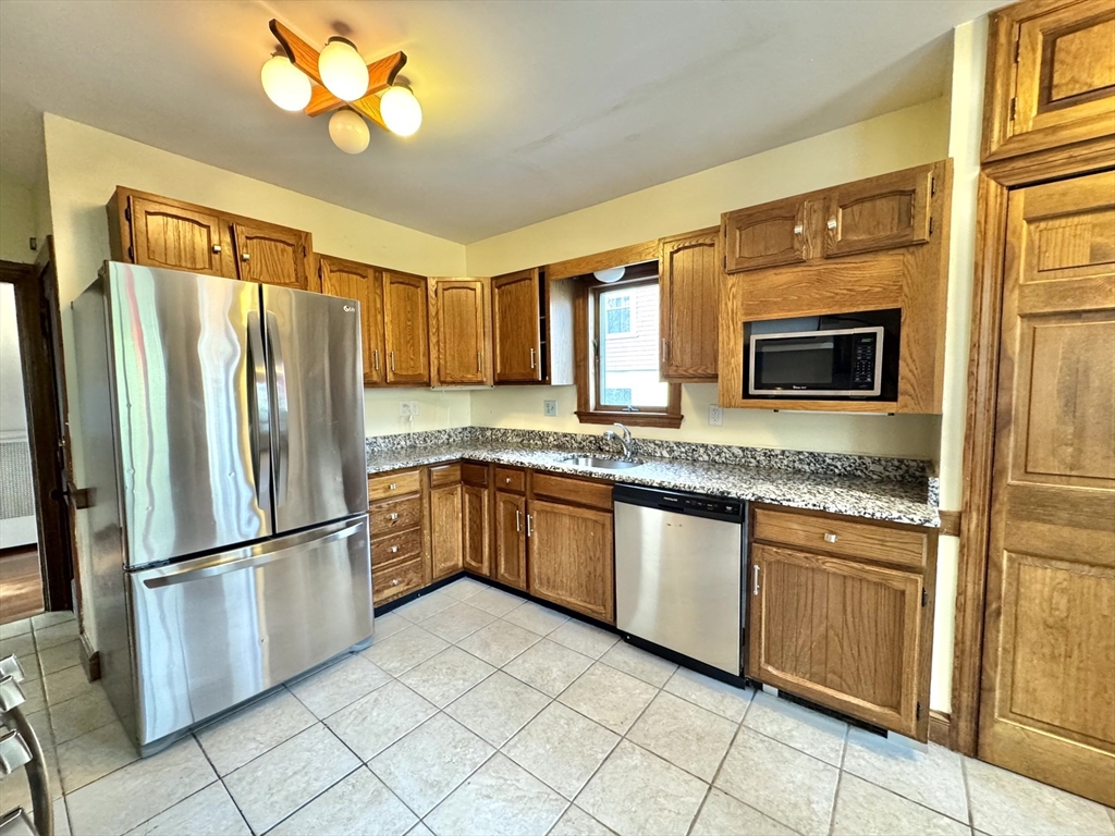 40 Highland Ave # 1