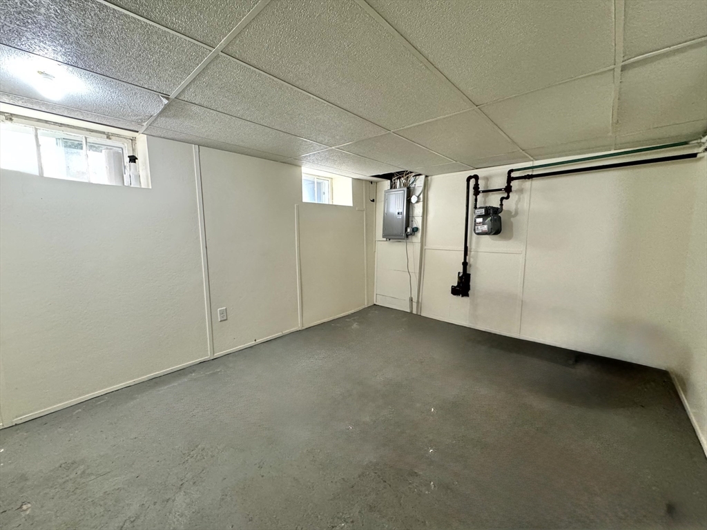40 Highland Ave # 1