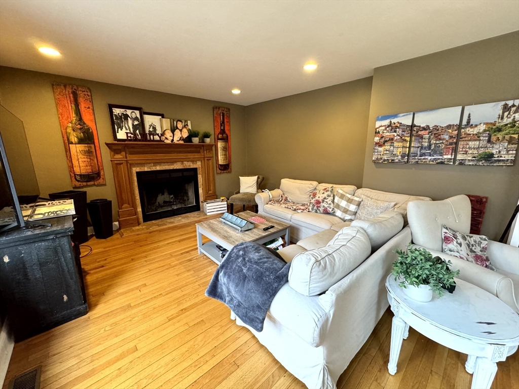 1118 Trapelo Rd # 1