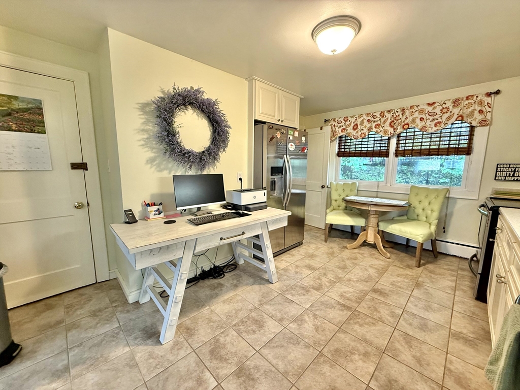46 Aldrich Rd # B