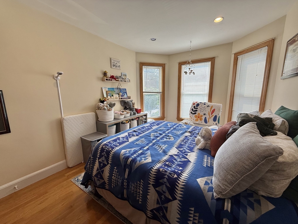 49 Pearl St # 2