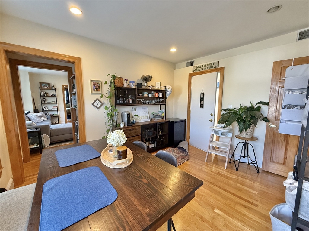 49 Pearl St # 2