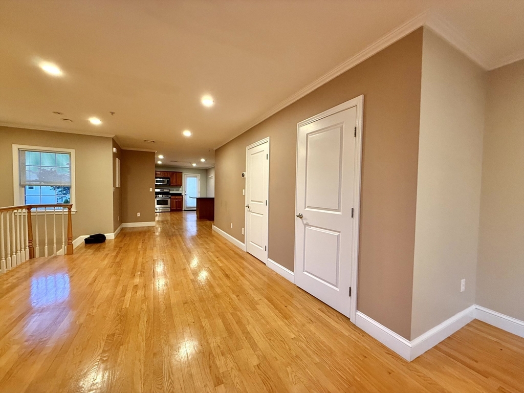 146 Adams St # 2