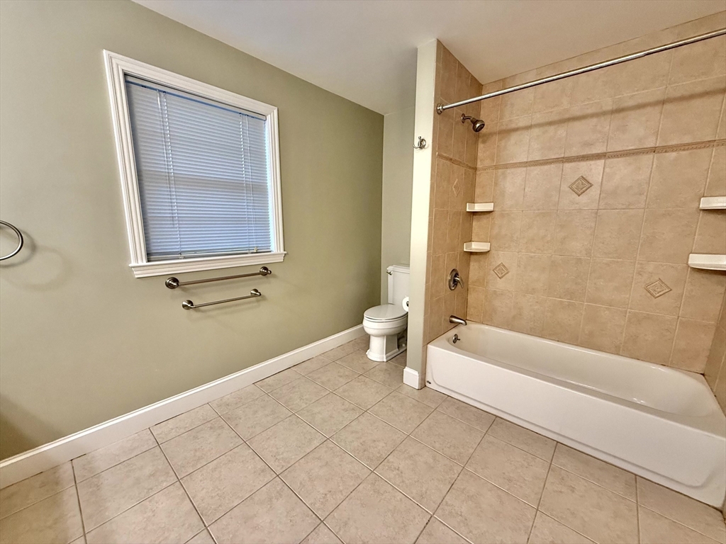 146 Adams St # 2