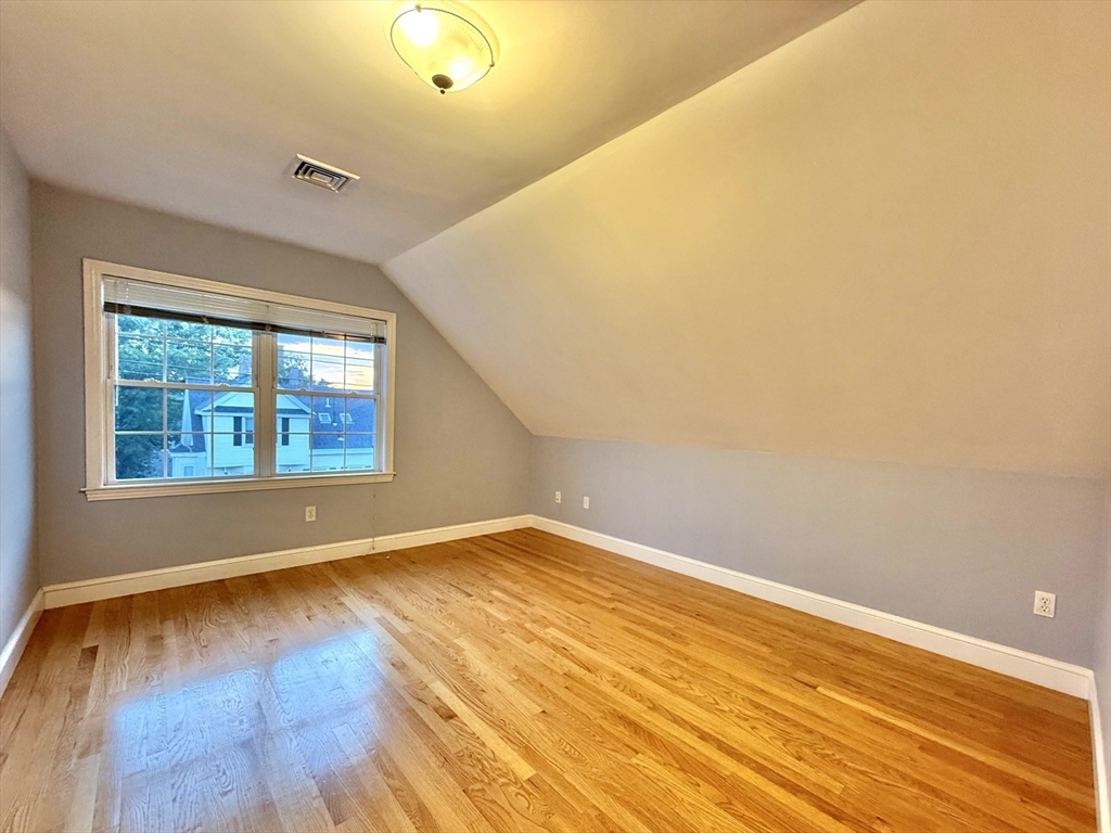 146 Adams St # 2