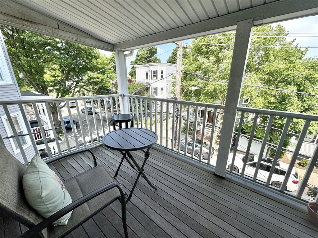 24 Madison Ave Unit: 3 FURNISHED