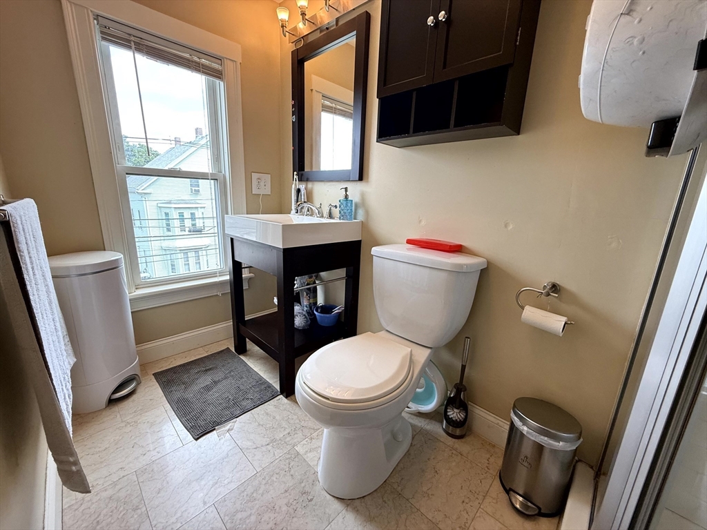 173 Newton St # 4