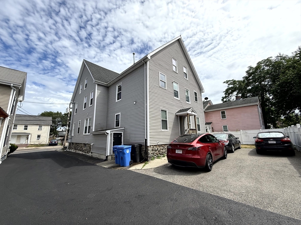 173 Newton St # 4
