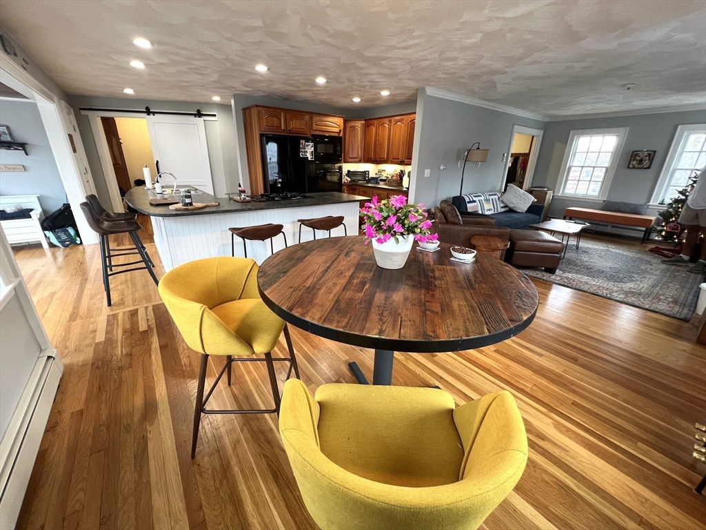 39 Highland Ave # 2