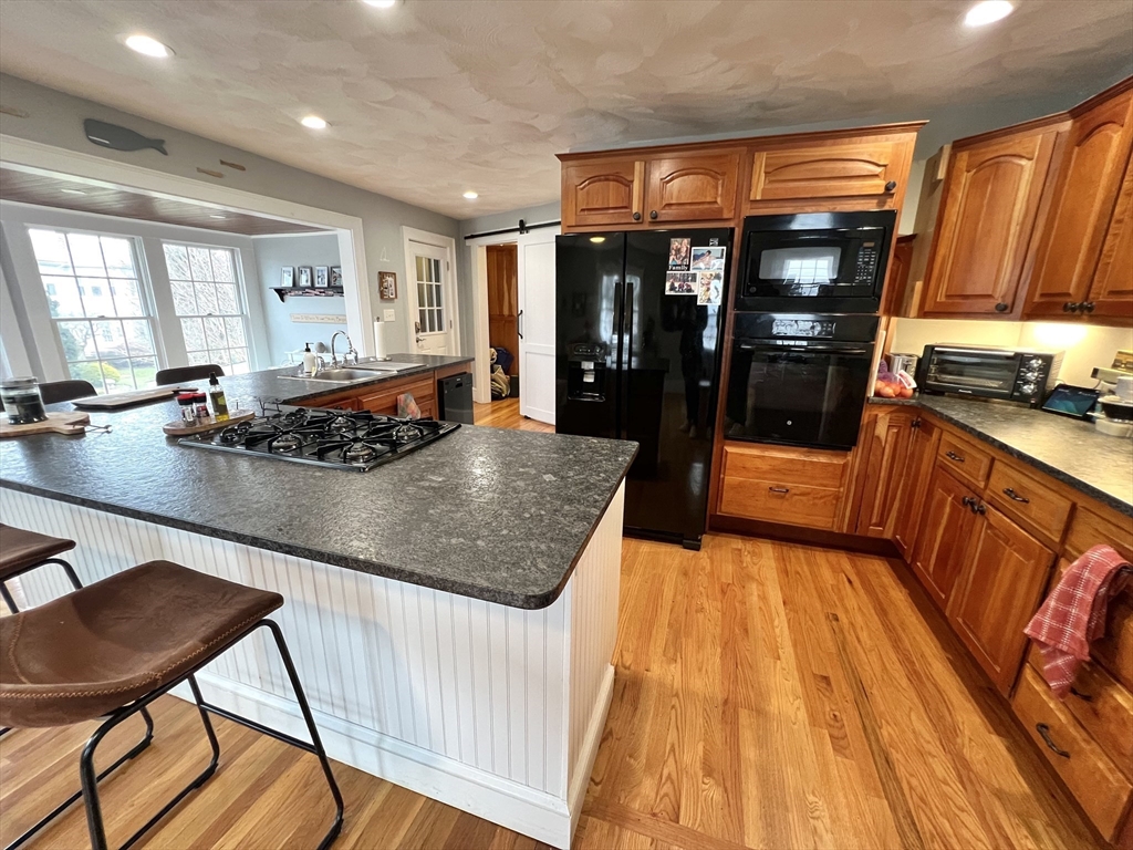 39 Highland Ave # 2