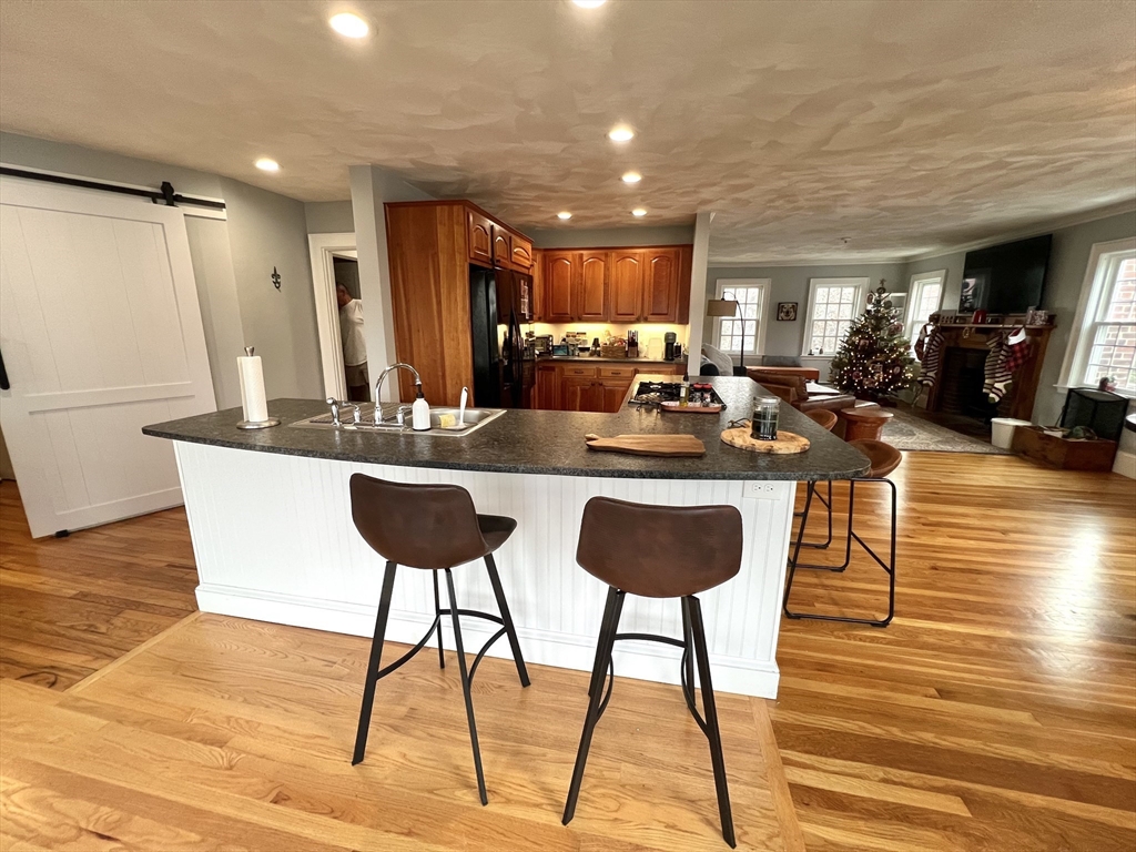 39 Highland Ave # 2