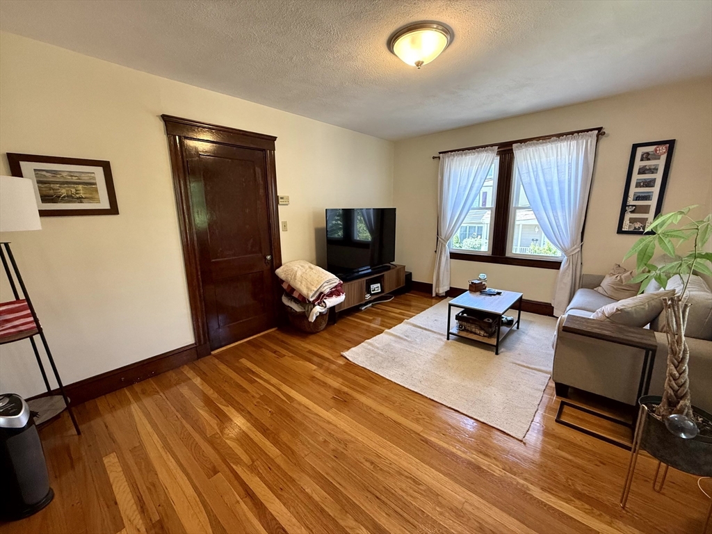 108 Dalby St # 2