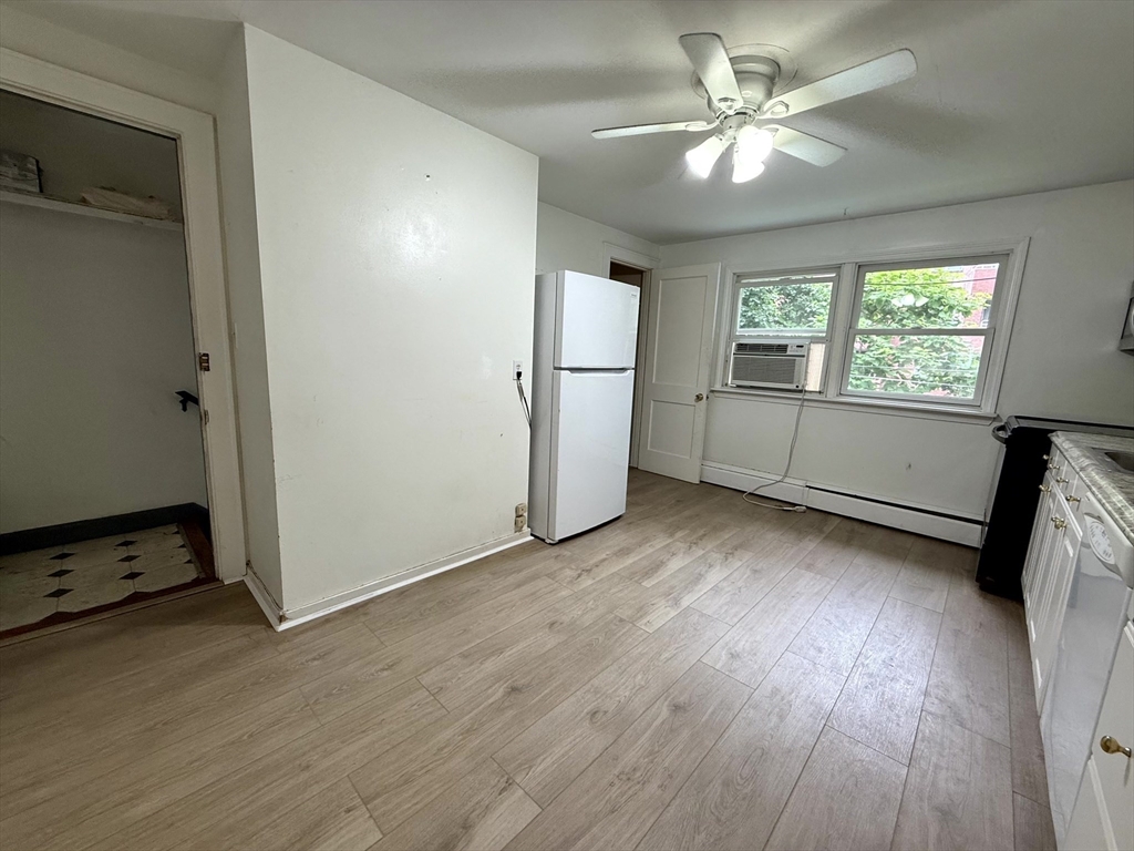 43 Aldrich Rd # B