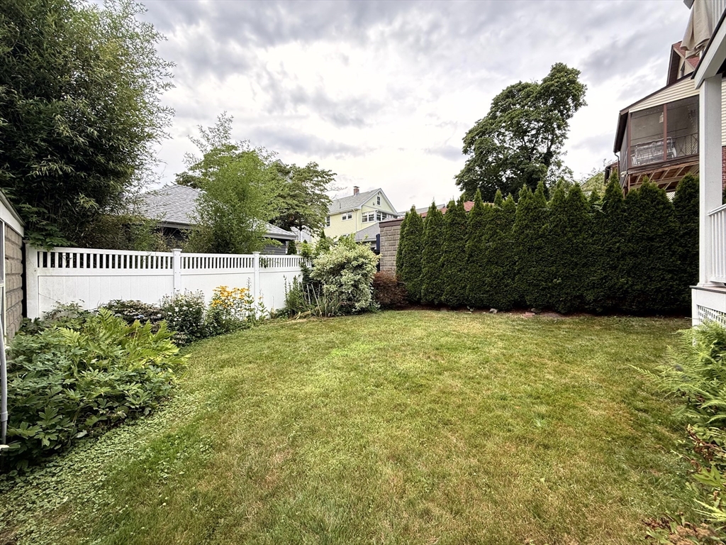 150 Robbins Rd # 1