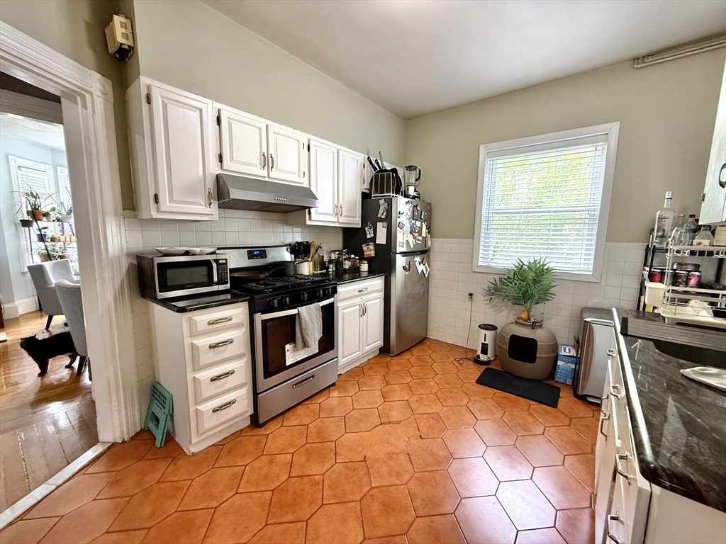 79 Glenwood Rd # 1